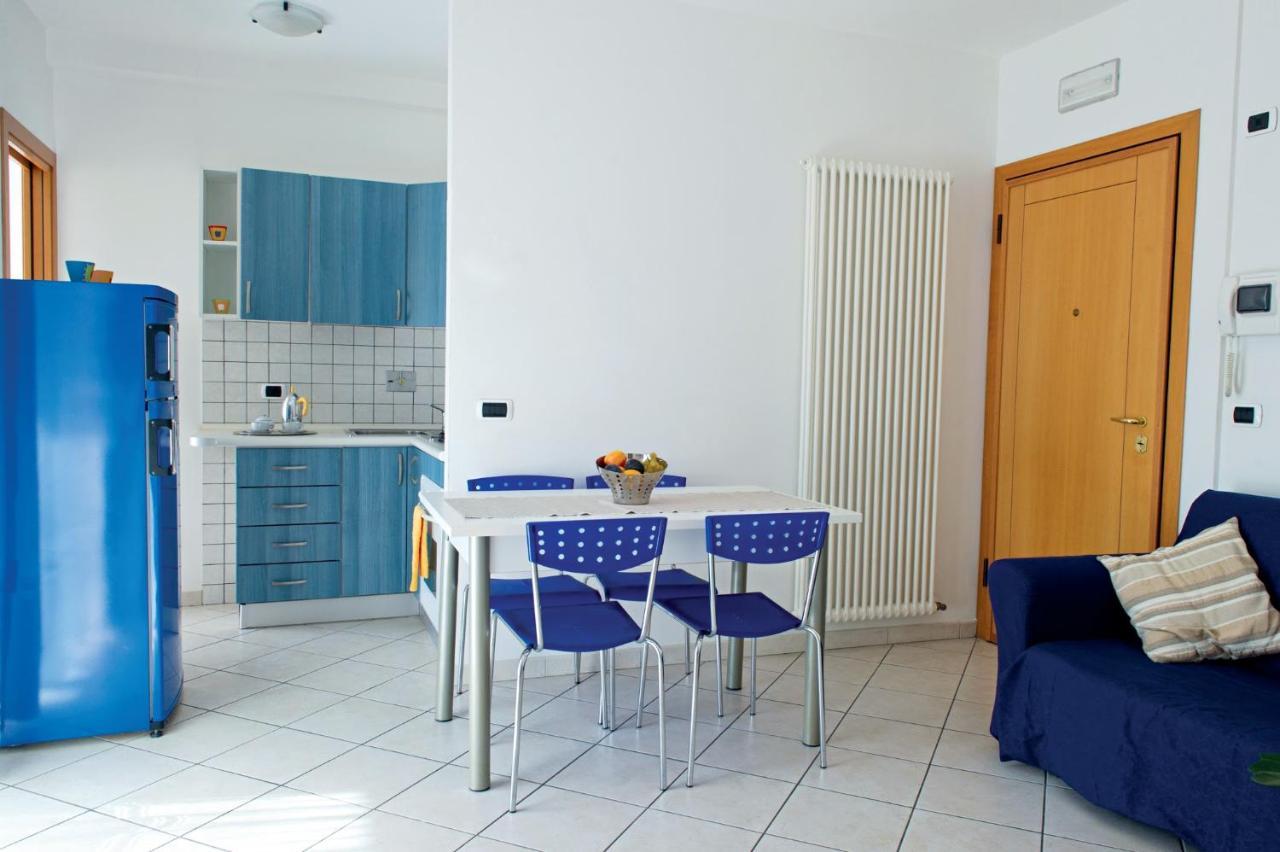 Residenza Raggio Appartement Riccione Buitenkant foto