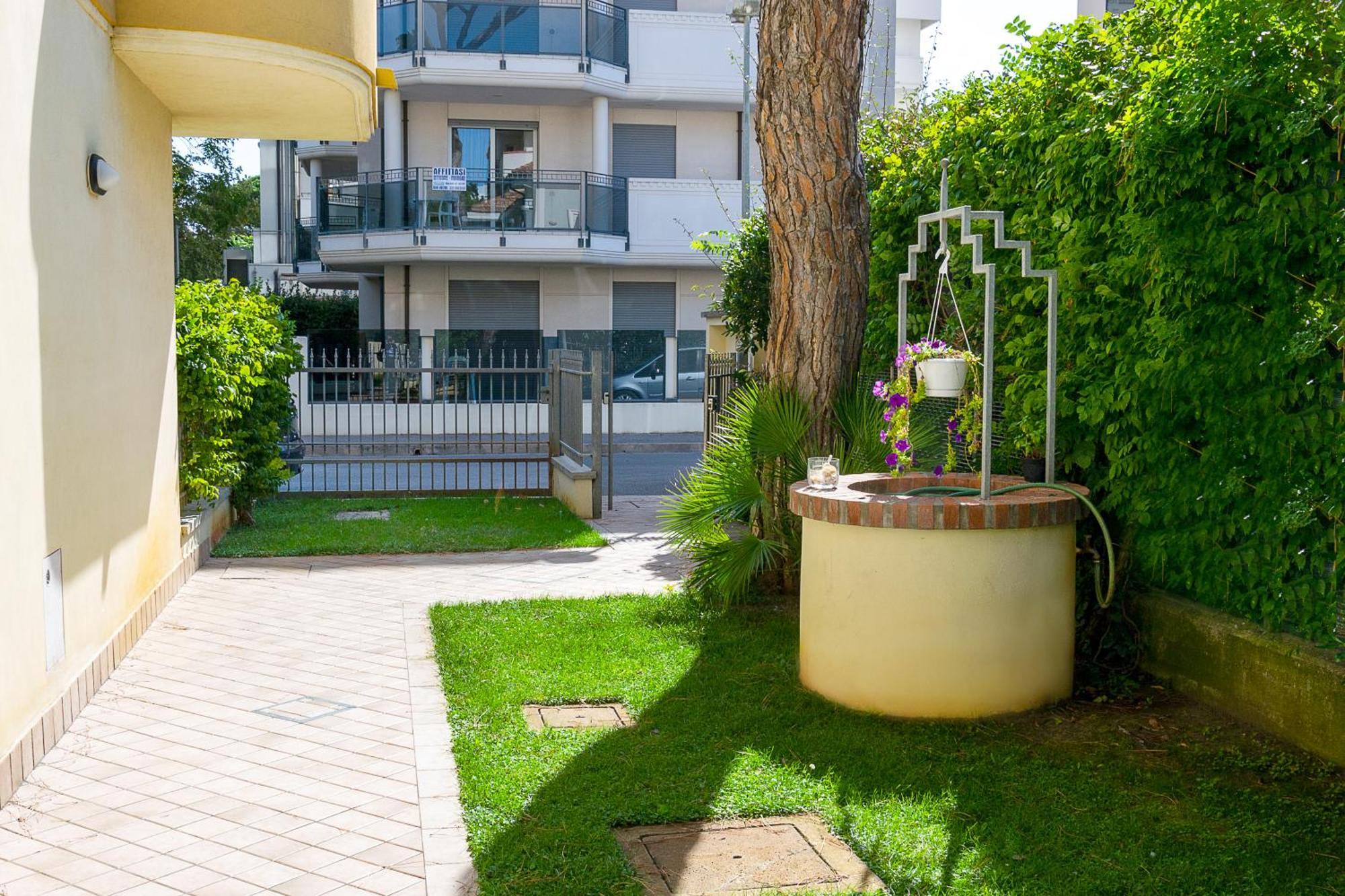 Residenza Raggio Appartement Riccione Buitenkant foto