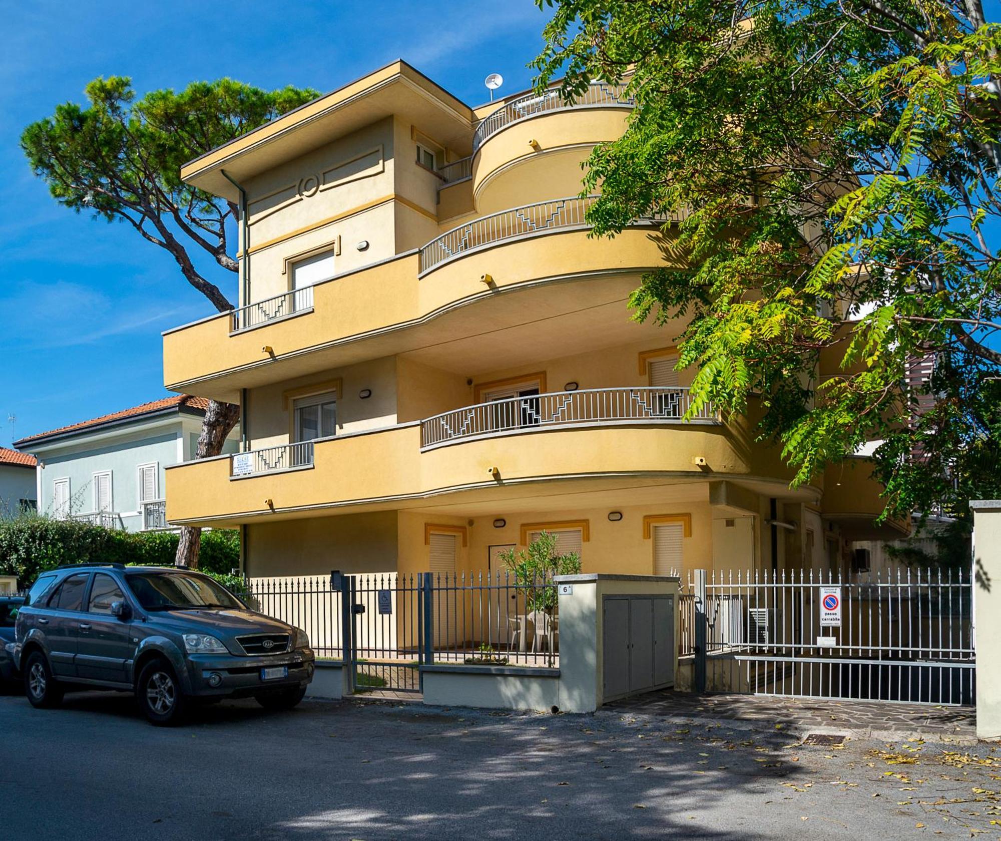 Residenza Raggio Appartement Riccione Buitenkant foto